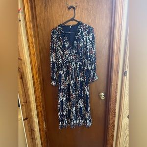 Prairie Ruffle Dress Navy Blue with red white green flowers size Medium